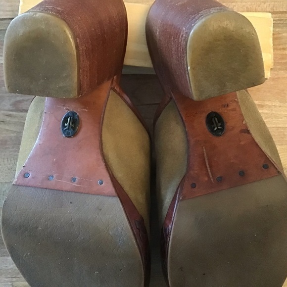 Frye Jessica Bohemian Clog - Picture 6 of 9